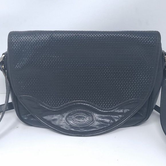 Oroton Bags Oroton Australia Black Cowhide Crossbody Purse Poshmark